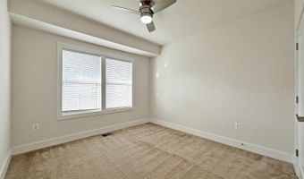 44766 TIVERTON Sq, Ashburn, VA 20147