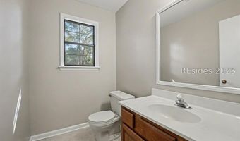 994 Dowlingwood Dr, Beaufort, SC 29902