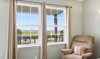 1116 E Fort Macon Rd, Atlantic Beach, NC 28512