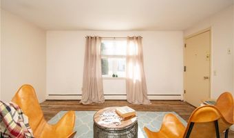 70 Carroll Ave 510, Newport, RI 02840