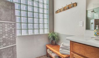 42047 N MOSS SPRINGS Rd, Anthem, AZ 85086