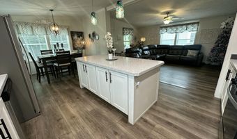 25 Park Ln, Arundel, ME 04046