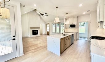 27 Cullen Hills Dr, Bella Vista, AR 72715