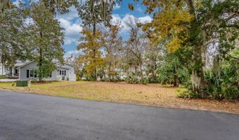 312 Bull Ln, Beaufort, SC 29902