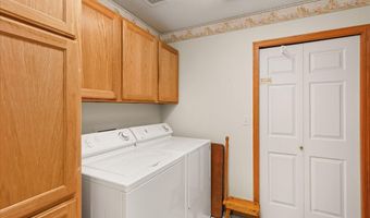 130 NW Georgetown Blvd 2, Ankeny, IA 50023