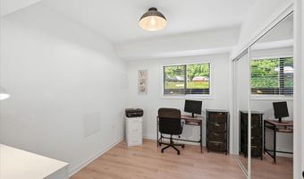 55 SKYHILL Rd 101, Alexandria, VA 22314
