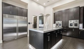525 W HARMONY Pl, Chandler, AZ 85248