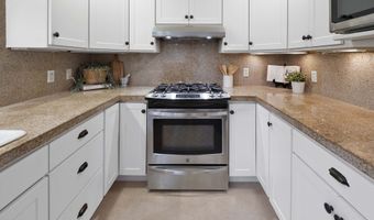 265 23RD St, Astoria, OR 97103