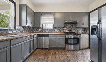 5231 Stark Ave, Ashtabula, OH 44004