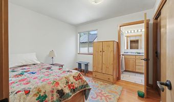 1423 E Main St, Ashland, OR 97520