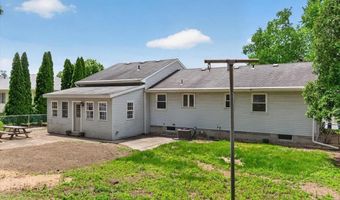 12 Winifred Dr, Albany, NY 12205