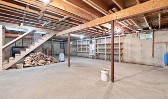 8 Bean Hill Rd, Belmont, NH 03220