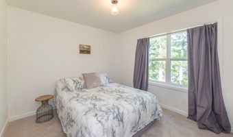 72 Lakeside Dr NW, Alloway, NJ 07461
