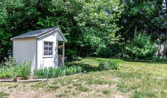 5 Lions Dr, Coventry, RI 02816