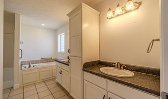 200 BOYD Rd, Adamsville, TN 38310