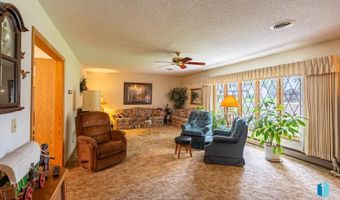 511 N Cherry Ave, Bridgewater, SD 57319