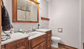 243 Plainview Dr, Avon, IN 46123