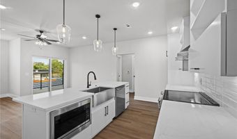 3319 SE MP Pkwy 203, Bentonville, AR 72712