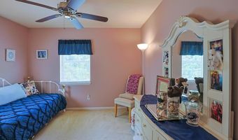 417 Helderview Dr, Altamont, NY 12009