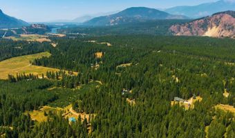 6328 River Rd, Clark Fork, ID 83811