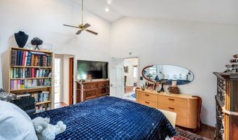 118 Grant Ave, Albertson, NY 11507