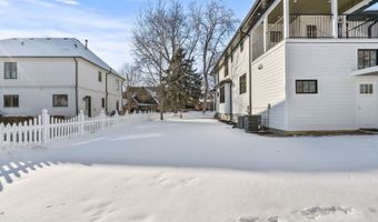 415 N Haddow Ave, Arlington Heights, IL 60004