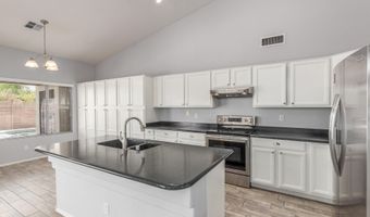 1060 N VILLAS Ln, Chandler, AZ 85224