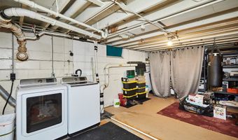 7160 NE 14th St, Ankeny, IA 50023