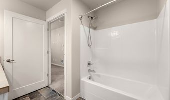 17126 SW Snowdale St 303, Beaverton, OR 97007