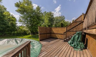 14 Hotchkiss Dr, Bristol, CT 06010