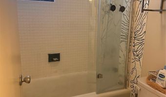 990 Ala Nanala St 28A, Honolulu, HI 96818