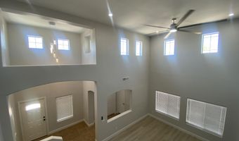 4909 E COLONIAL Dr, Chandler, AZ 85249