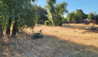 16880 Laverne Ln, Anderson, CA 96007