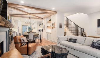 7277 Schoolhouse Dr SE 6, Ada, MI 49301