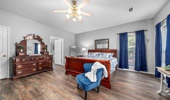 2411 Pauls Valley Ln, Alma, AR 72921