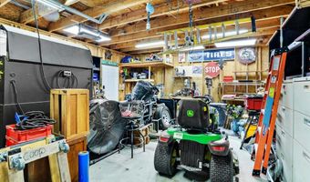 416 Hurricane Creek Cir, Anna, TX 75409