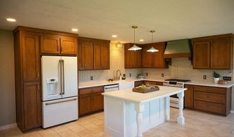 91 Kay Ln, Anderson, MO 64831