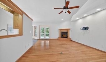3 Matney Ln, Bella Vista, AR 72715