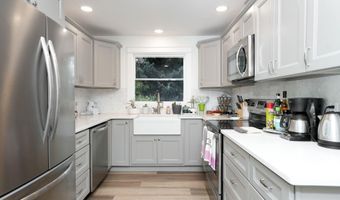 1780 Clover Ridge Rd NE, Albany, OR 97322