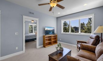 61525 Meeks Trl, Bend, OR 97702