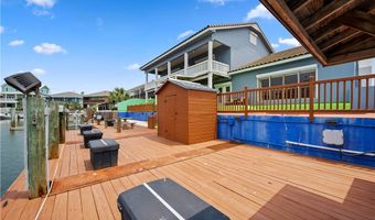 214 Bayview Dr, Aransas Pass, TX 78336