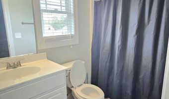 4400 Bristlecone Dr, Ayden, NC 28513
