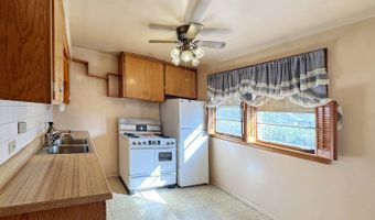 112 S Iowa Ave, Addison, IL 60101