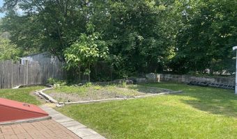 67 Oakcrest Rd, Boston, MA 02136