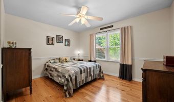 288 Brightfield Dr, Ballwin, MO 63021