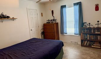 187 H Pope Rd, Adrian, GA 31002