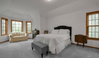 7255 Angel Ridge Rd, Athens, OH 45701