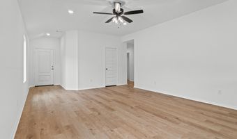 8057 Chesapeake Trl, Bauxite, AR 72011