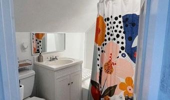 65 Lincoln St, Augusta, ME 04330
