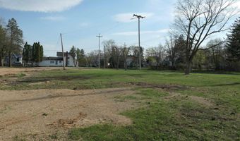 323 W Superior St, Alma, MI 48801